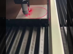 Equipamento de corte a laser microjato (LMJ)