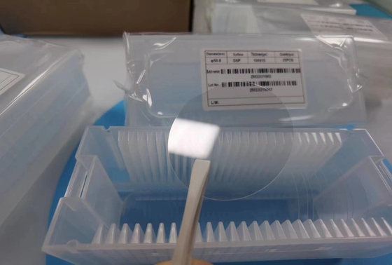 comprar espessura Sapphire Wafers de 100um 0.1mm com superfície de DSP no estoque Fabricação em linha