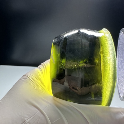 comprar Laboratório sintético criado de corte livre safira verde de cristal único matéria-prima para jóias Fabricação em linha