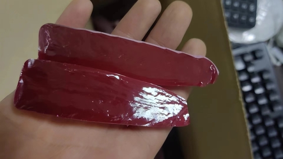 Fabricado em laboratório KY Verneuil Rubí n° 5 Meia Boule Cr Dopped Gemstone Material bruto